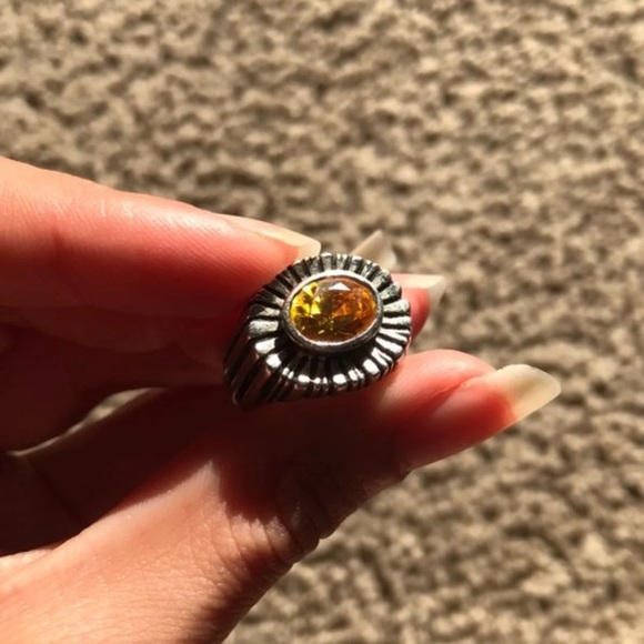 🍋 Lemon Drop Ring 🍋 - Picture 4 of 9